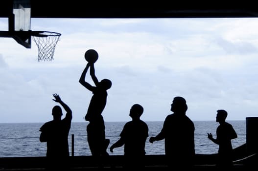 打籃球：促進身體健康的全面運動